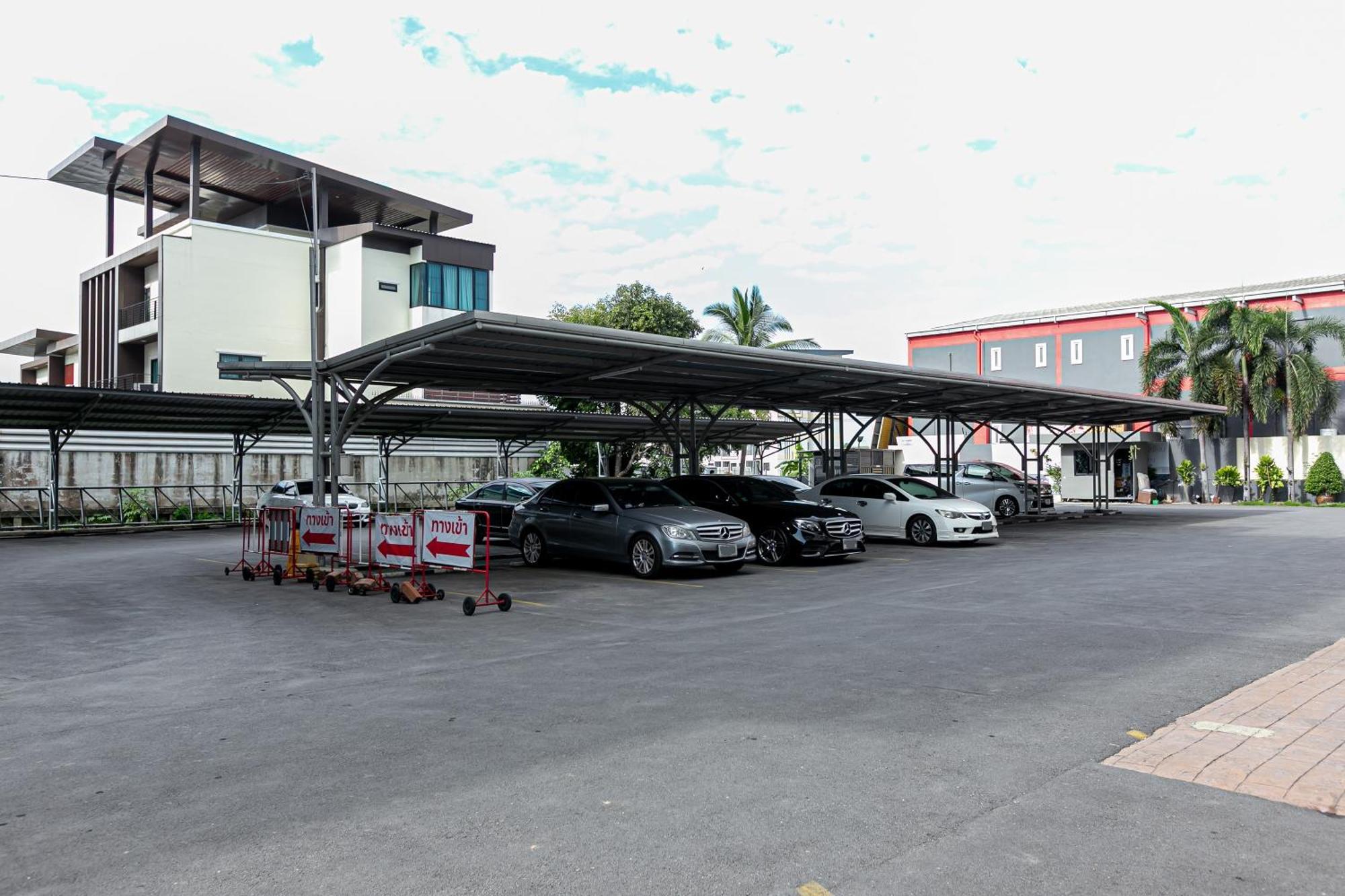 Grand Ratchapruek Hotel Pak Kret Exterior foto